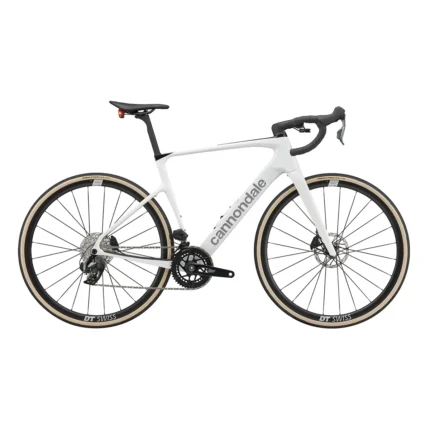 Cannondale Synapse Carbon 3 SmartSense endurance road bike in Cashmere