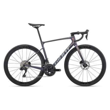 Giant Defy Advanced 0 endurance road bike in Meteorite Mist