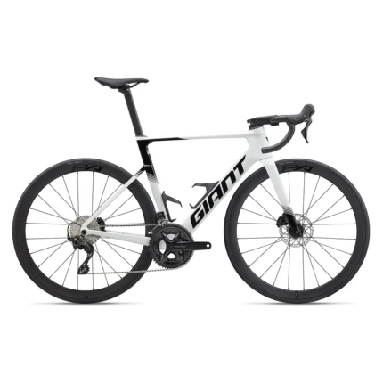 Giant Propel Advanced 2 aero road bike in White