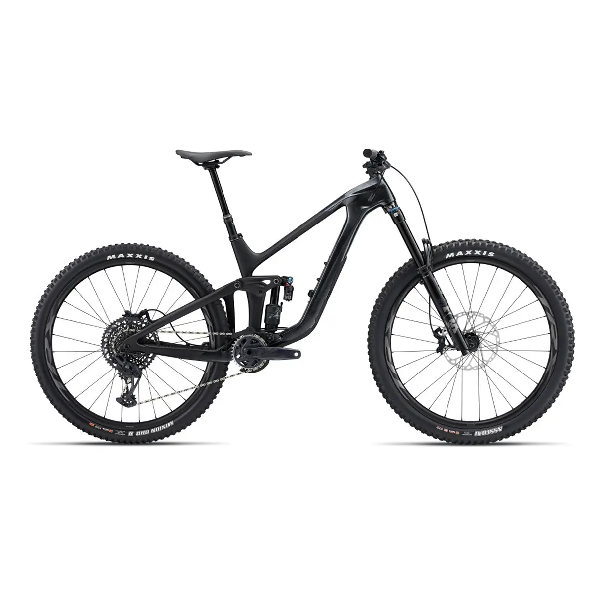 Giant Reign Advanced Pro 1 enduro mountain bike in Gloss Black Diamond:Matte Carbon Giant Reign Advanced Pro 1 enduro mountain bike in Gloss Black Diamond:Matte Carbon