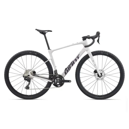 Giant Revolt Advanced 2 gravel bike in Lavender Blush