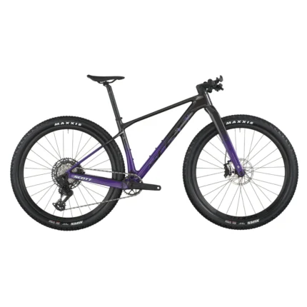 SCOTT Scale Gravel 10 Bike in carbon black and indigo purple