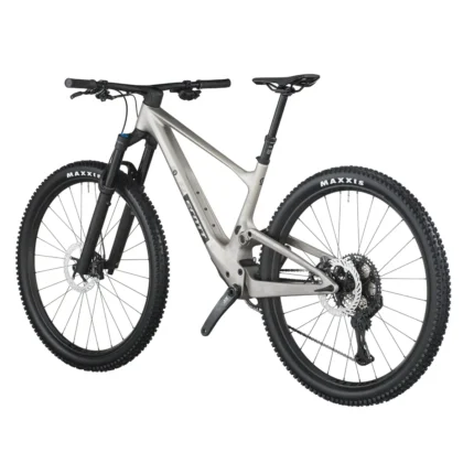 SCOTT Spark 910 Bike with FOX suspension and Syncros Silverton wheels